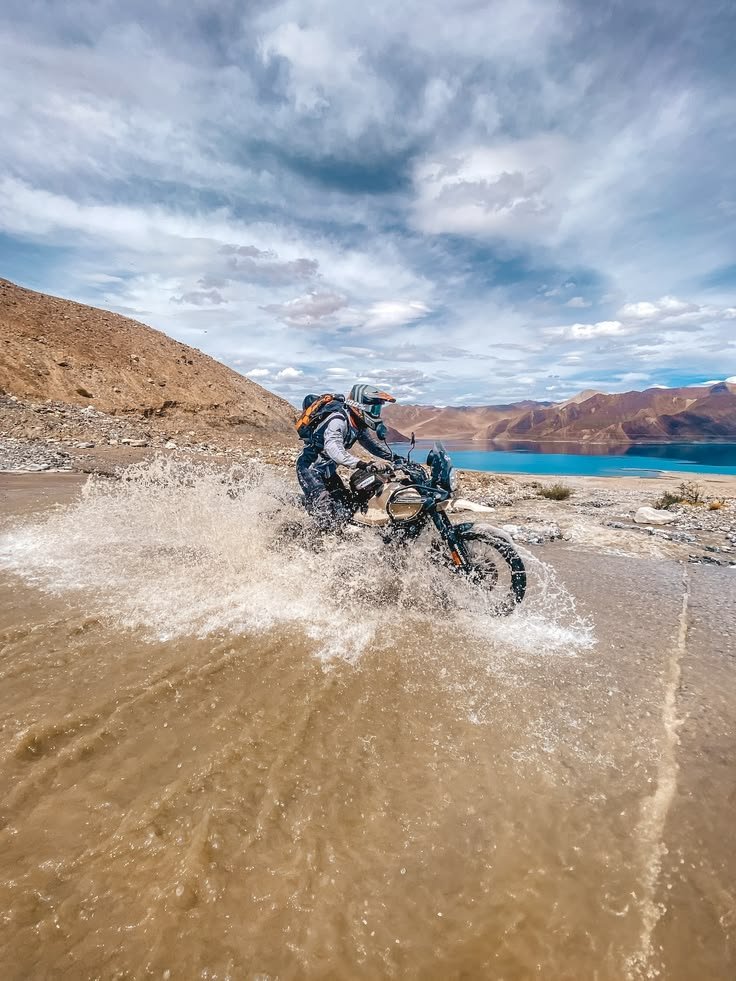 Spiti Circuit & Chandratal Lake Moto-Expedition