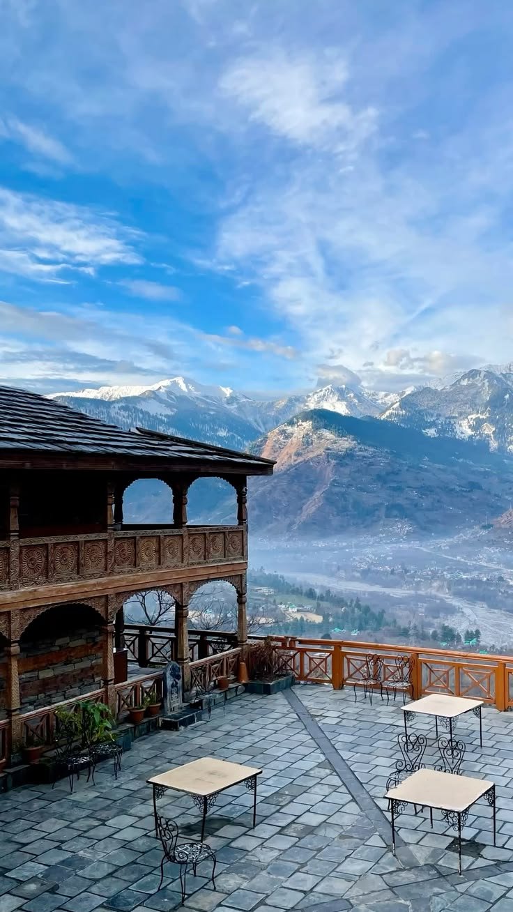 Offbeat Himachal Group Tour: Manali, Kasol,Shanghar & Jibhi (7 Days) Gallery Photo 4 — Awara Banjara